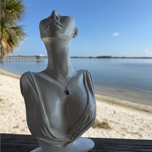 Elegant Purple Pendant Necklace